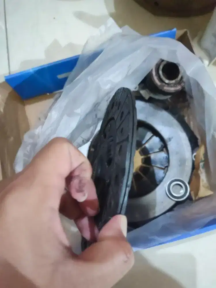 Kopling set Suzuki Ertiga lama