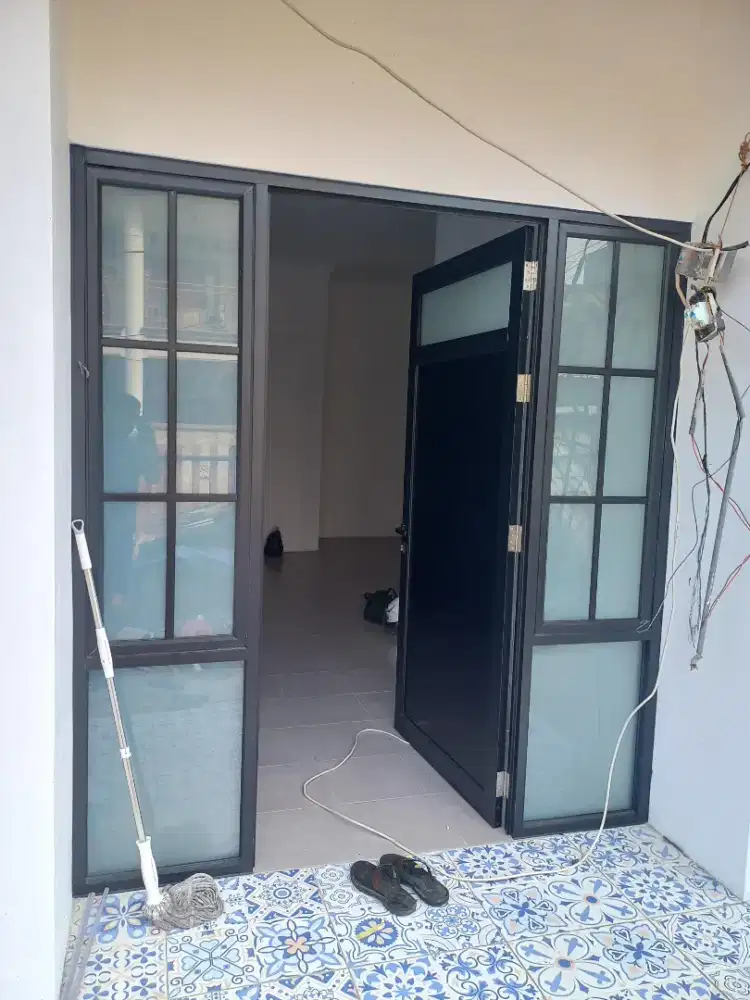 Kusen Aluminium, pintu, jendela