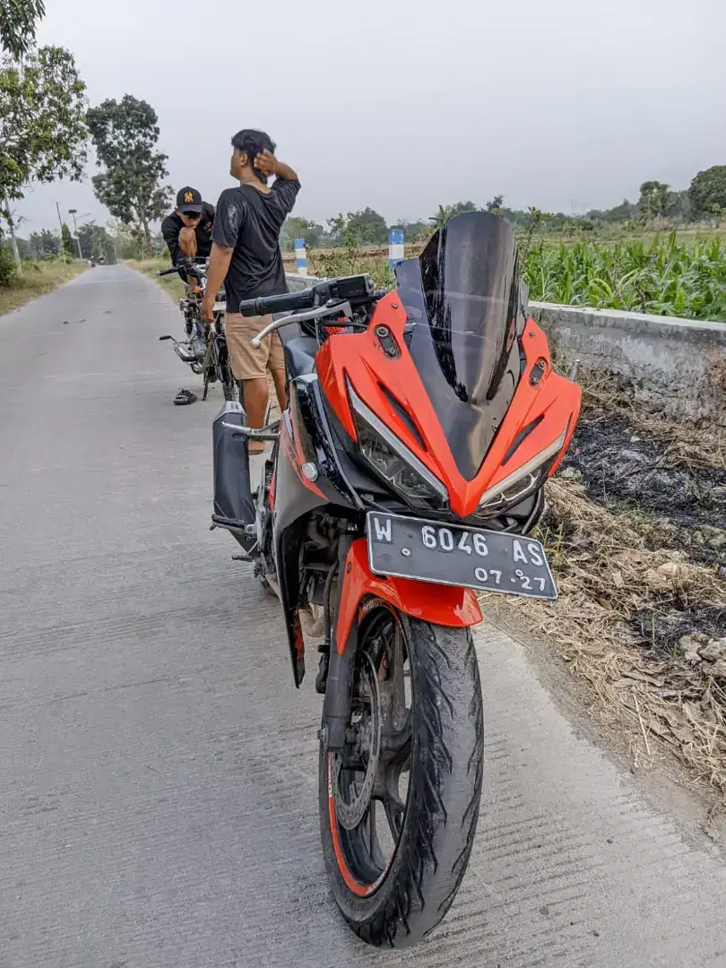 Bantu ponakan jual motor edisi pgn ganti 2tak.