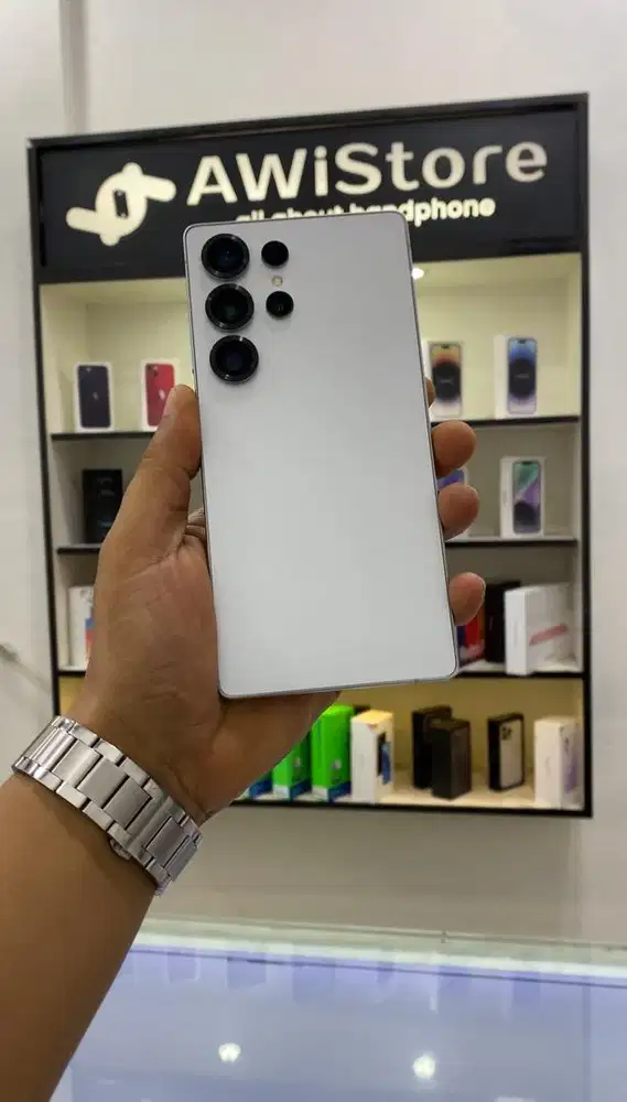 SAMSUNG S25 ULTRA 12/256GB SECOND GARANSI AKTIF