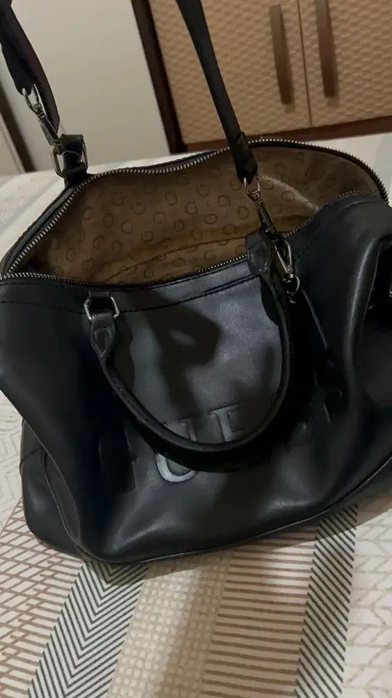 Jual second tas guess