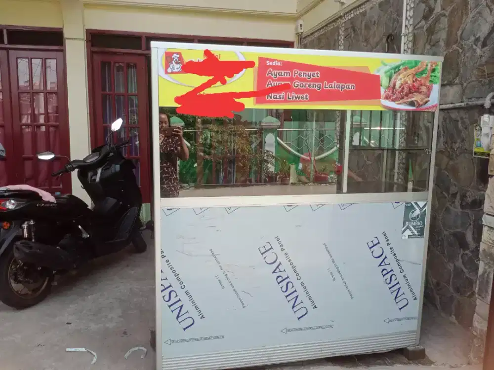 Jual etalase bekas ayam penyet