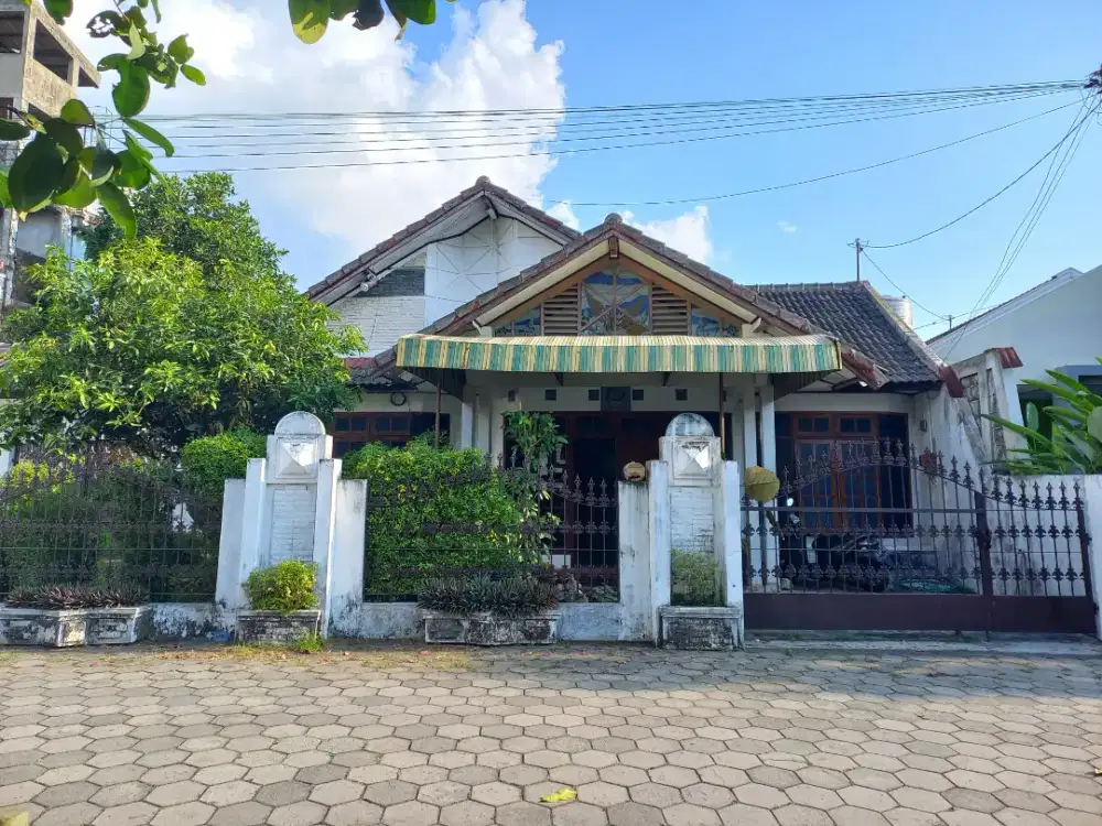 Rumah Murah halaman luas di tengah kota Jogja