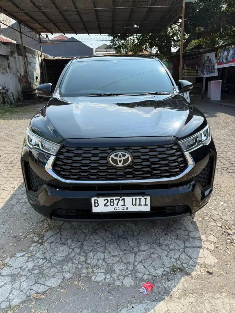 INNOVA ZENIX V CVT 2022 / 2023
