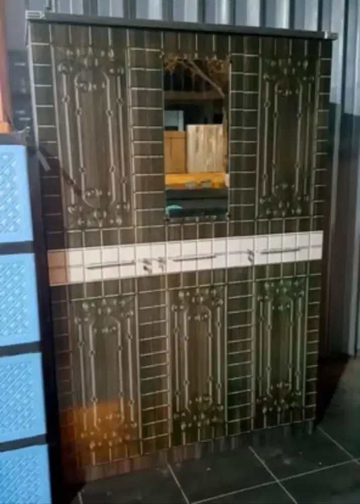 Lemari Pakaian 3 Pintu Kaca Luar NAD LP 3162