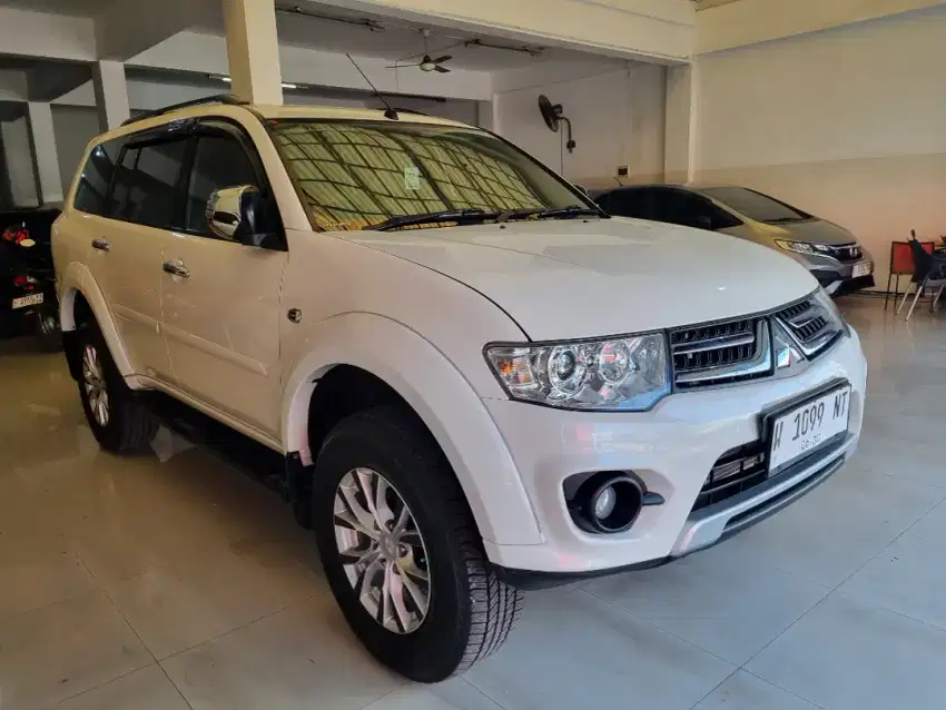 Pajero 2.5 Exceed VGT a/t 2015
