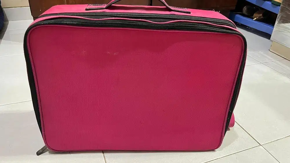 Tas makeup besar