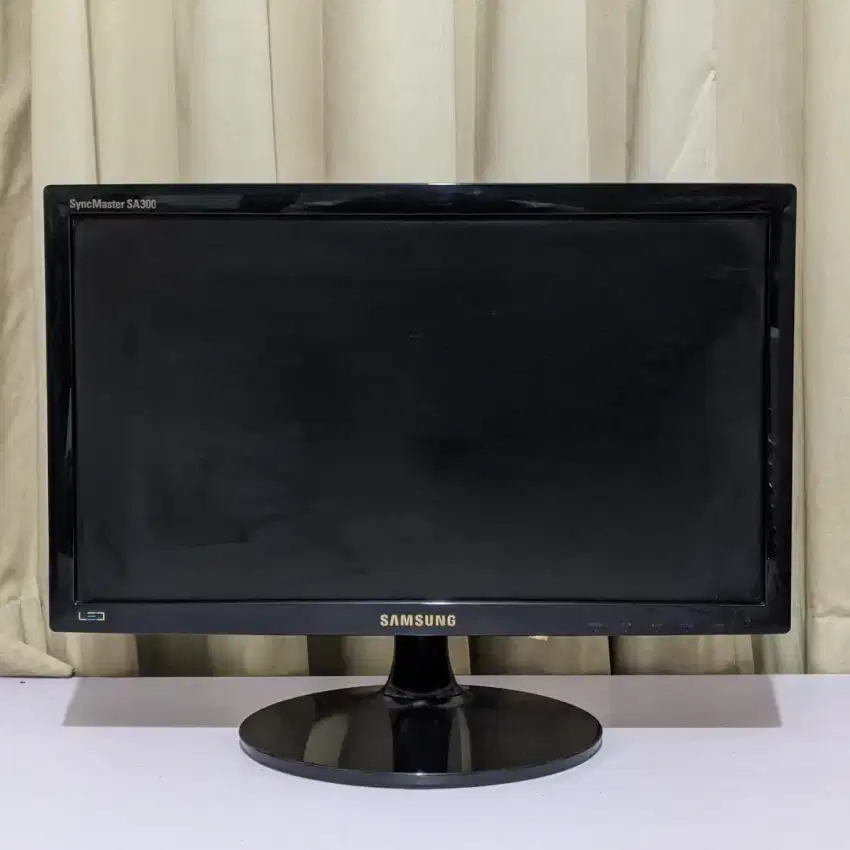 Samsung SA300 Monitor Komputer