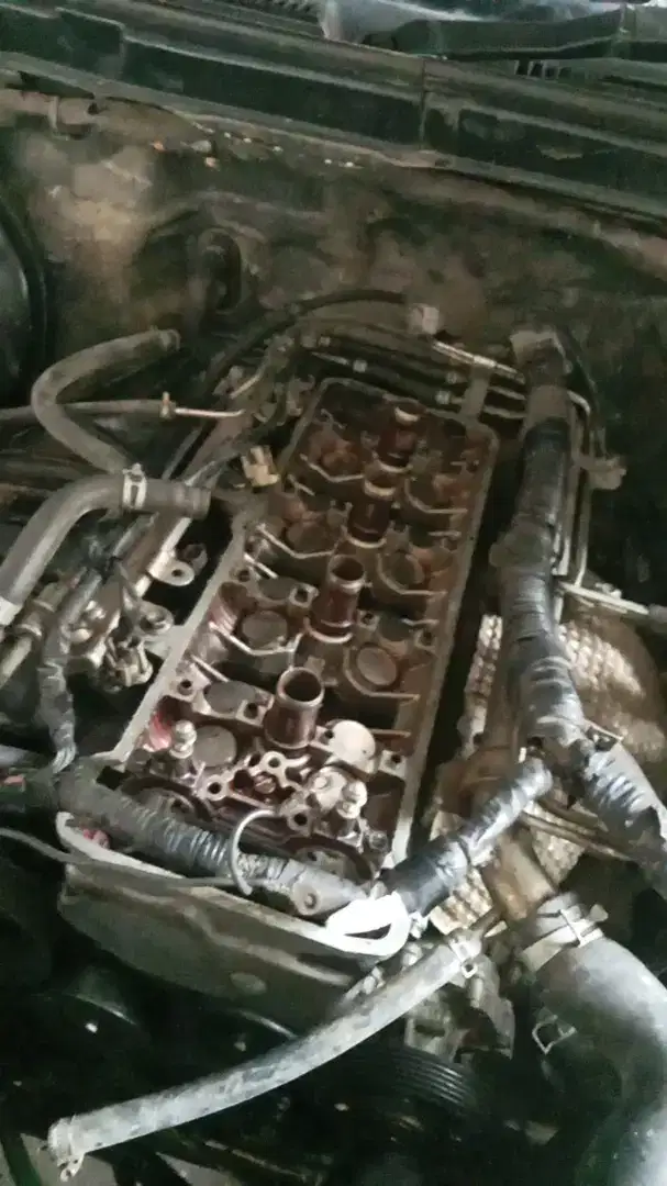 Cari part grand vitara  2.0 tahun 2009