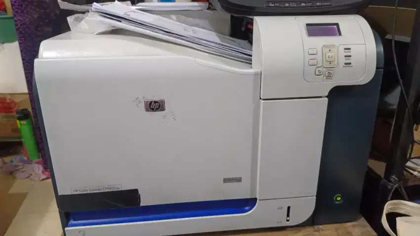 Printer HP CP3525
