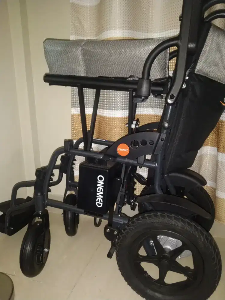 Jual kursi roda Otimatis