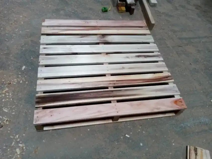 Pallet kayu dan peti packing murah