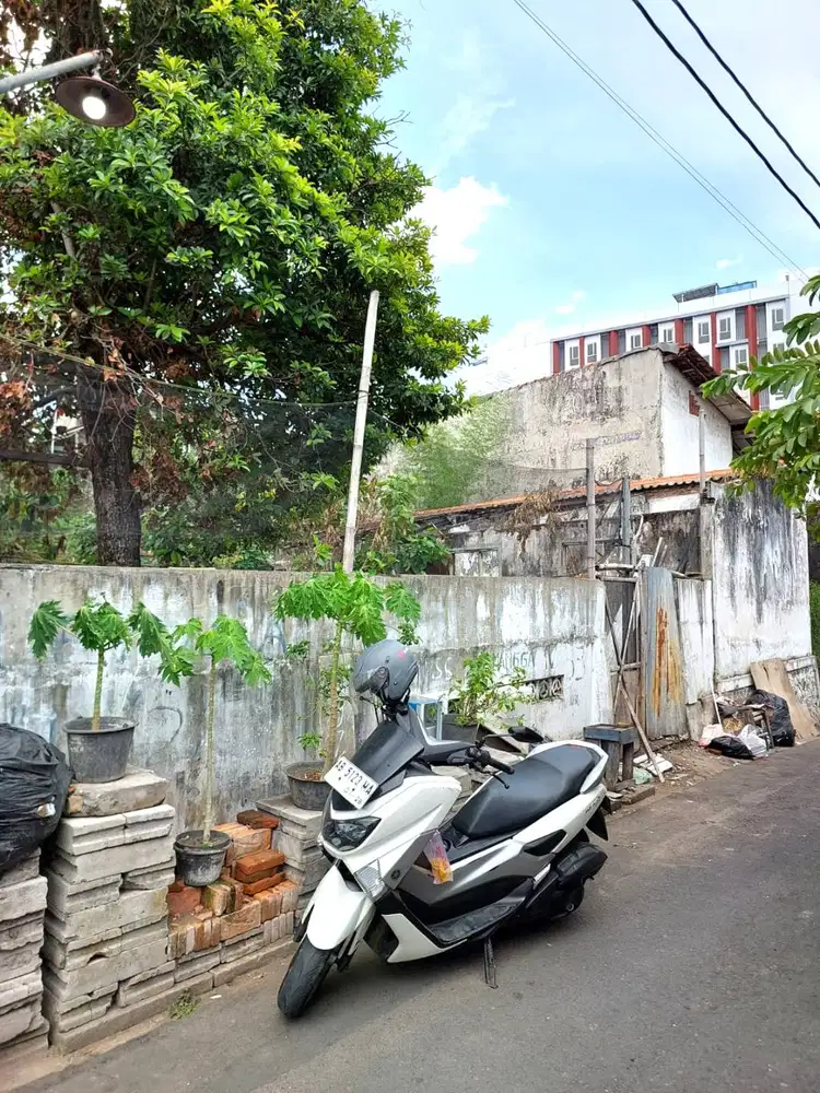 Tanah Strategis di Samping Apartemen Barsa City