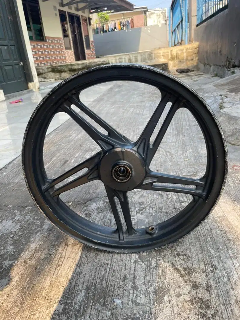 Velg depan Beat FI