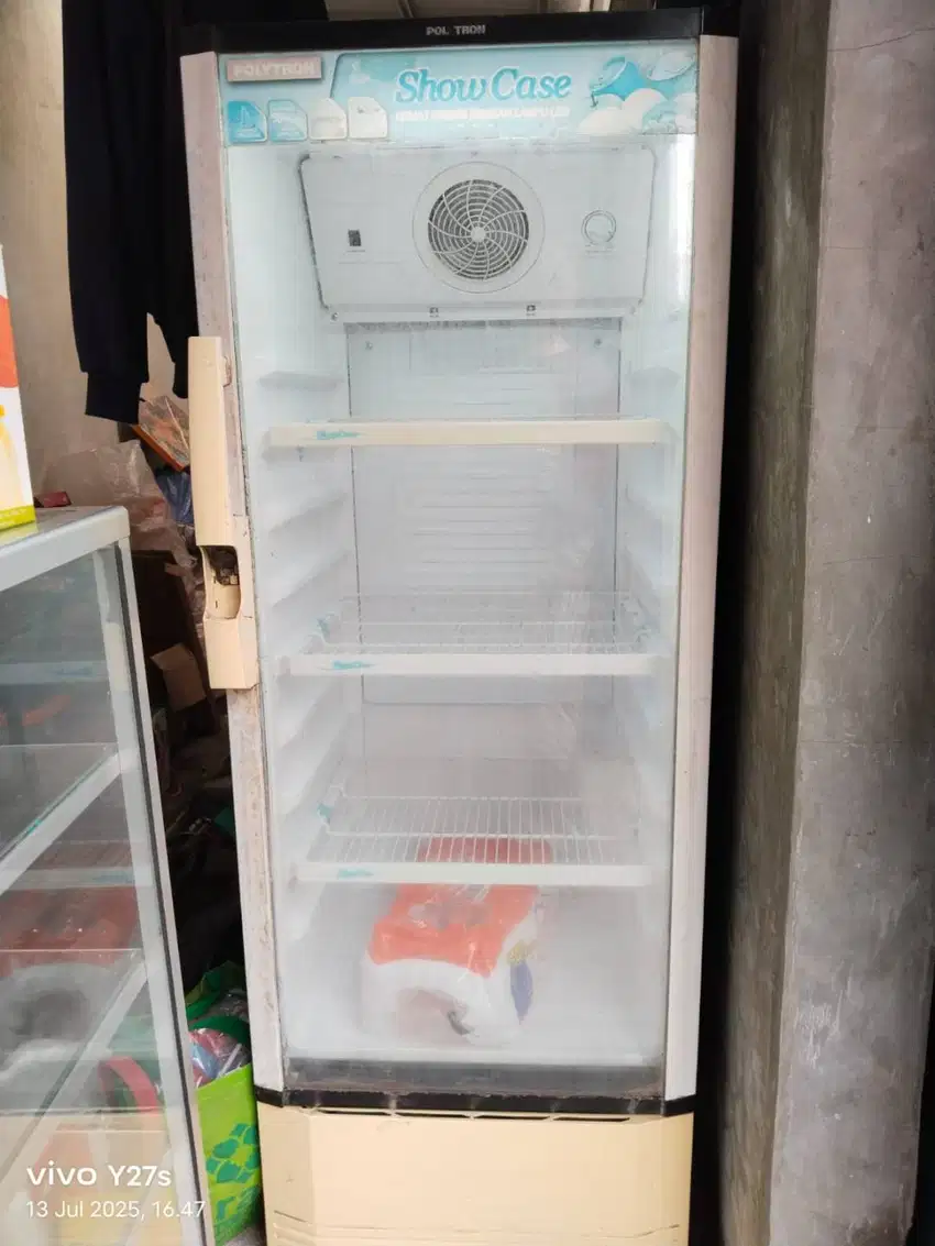 SHOWCASE POLYTRON 4 RAK DISPLAY COOLER