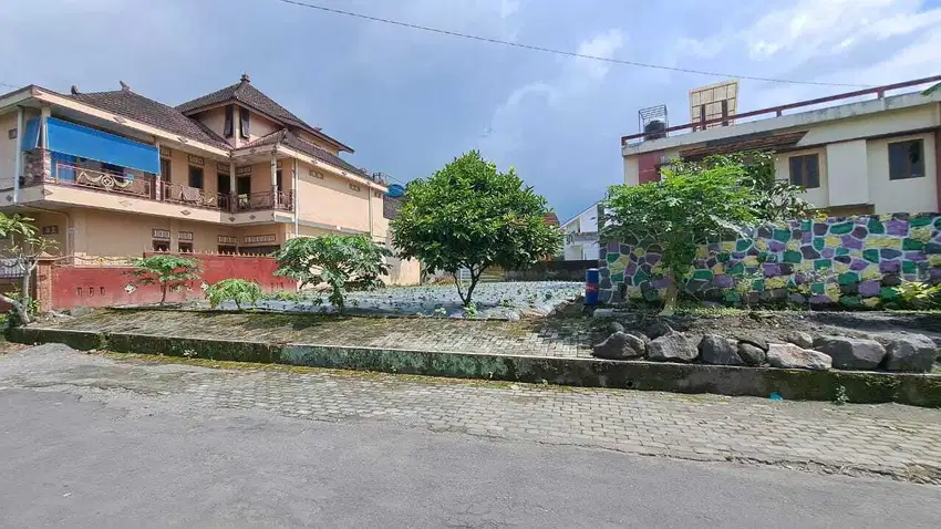 Tanah 268 Meter Persegi Cocok Untuk Rumah Tinggal Di Komplek IDI