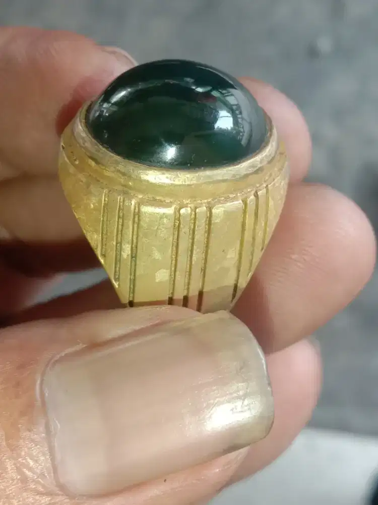 Akik  bacan doko