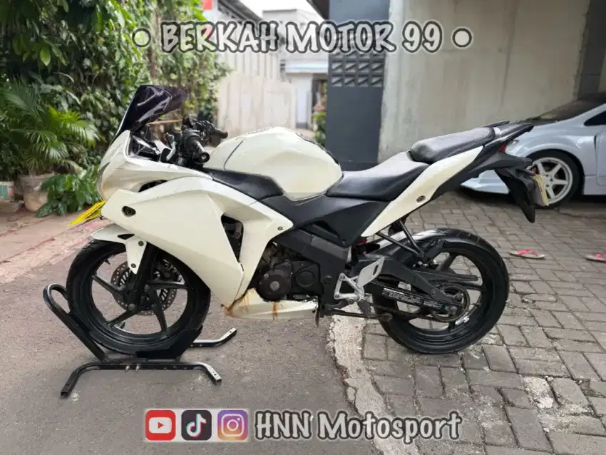 CBR THAILAND TH 2012 PAJAK HIDUP