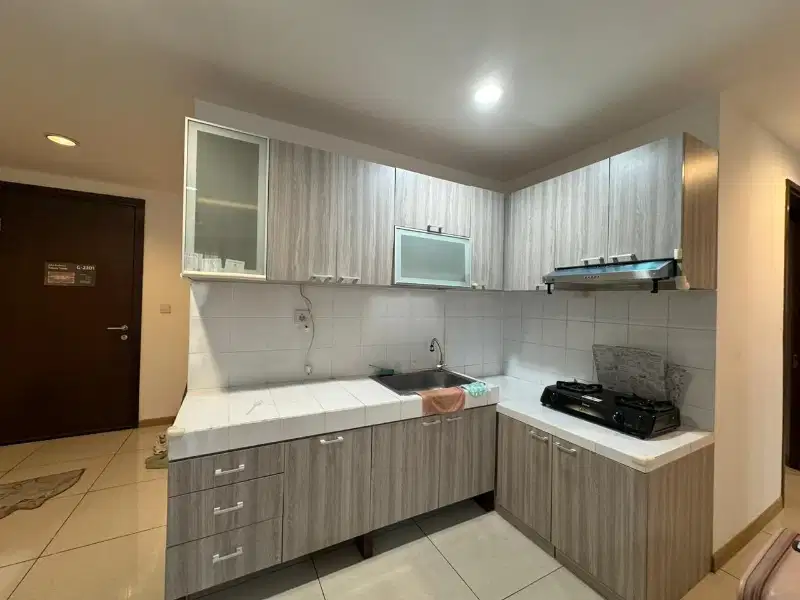 TERMURAH! Unit SEWA Apart MTOWN SIGNATURE 3BR Furnished. Depan Mall