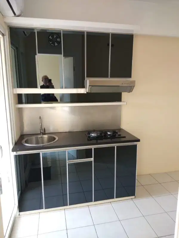 Lt. 2 Jual Green Pramuka Semi Furnished Ada Kitchen Set Lemari Pakaian