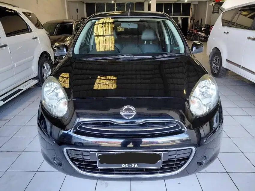 Nissan March XS 1.2 Matic Thn 2012