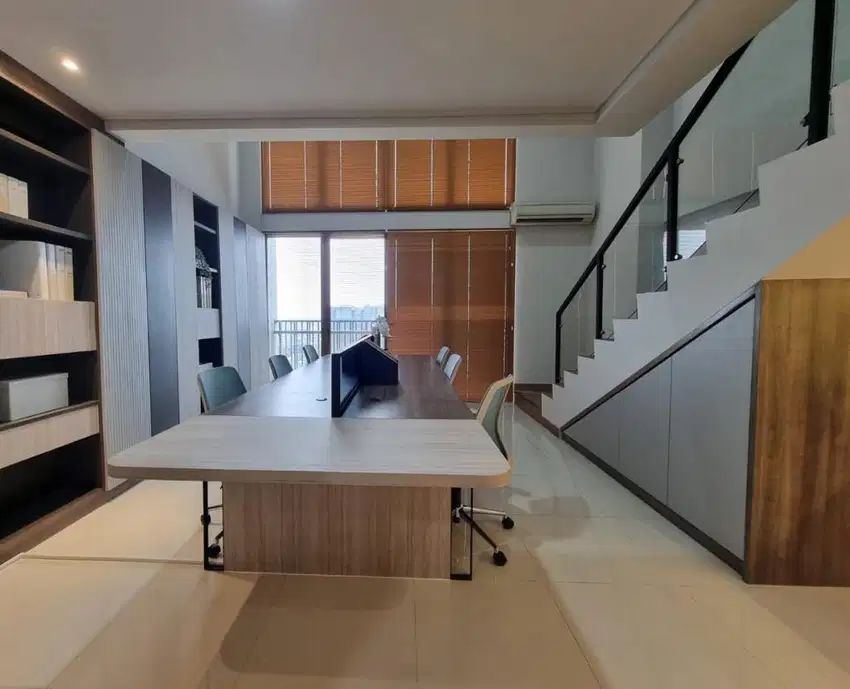 Office di jual lengkap dengan furnised di SOHO PANCORAN, siap pakai