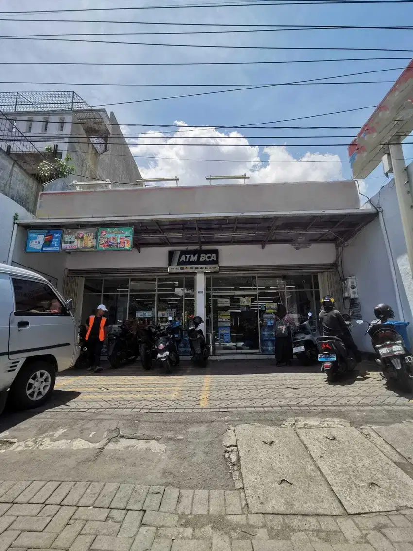 Ruko Daerah Perdagangan Raya Tidar Surabaya Pusat
