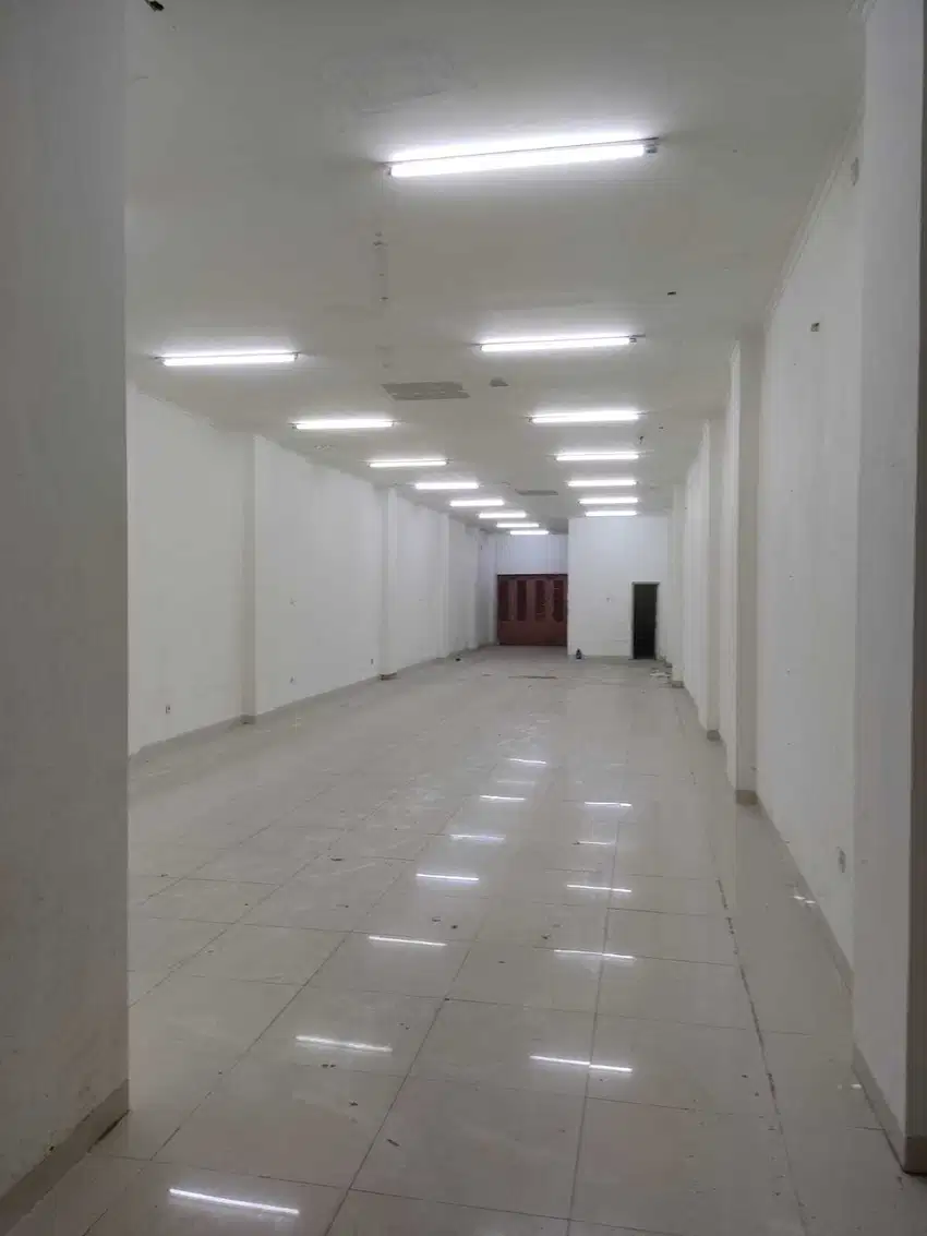 Jual / Sewa Ruko 2 Lantai di Jl Pancoran Glodok Sebelah Gedung Chandra