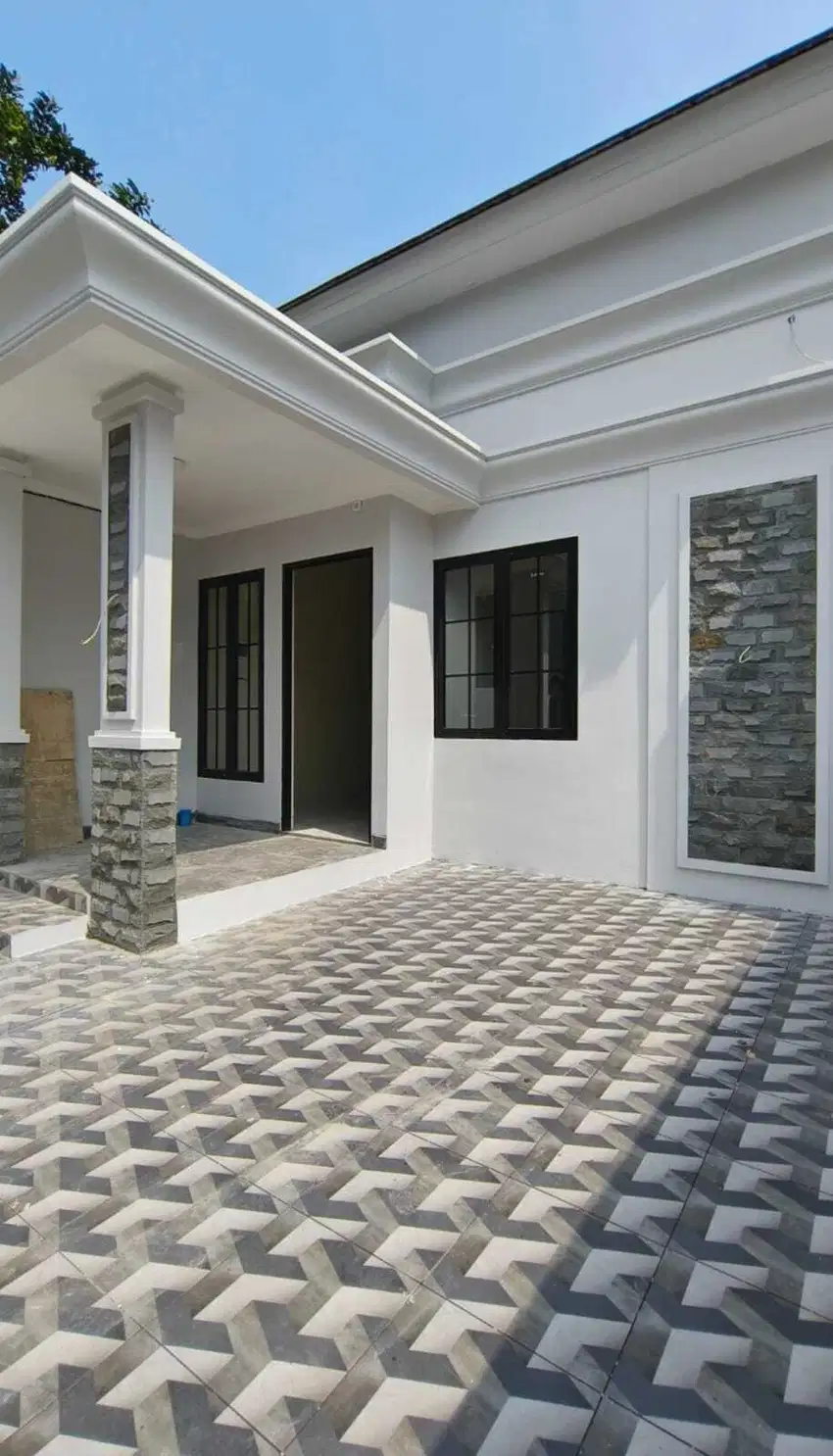 Rumah Baru 1Lantai 3 Kamar Tidur Bangunan Luas Dekat Stasiun Depok