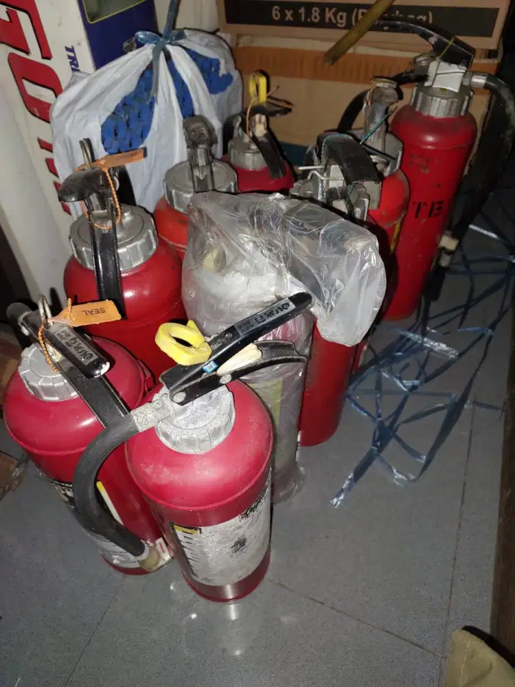 9 Tabung Pemadam Kebakaran Yamato Bekas