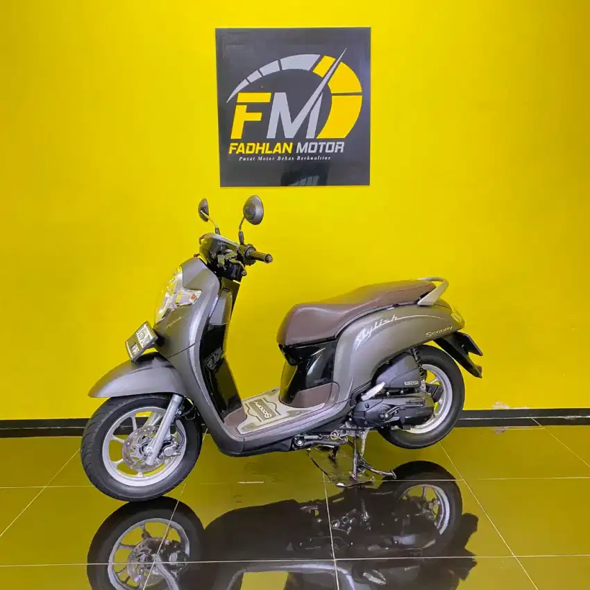 Honda Scoopy Tahun 2020 kilometer rendah cash kredit