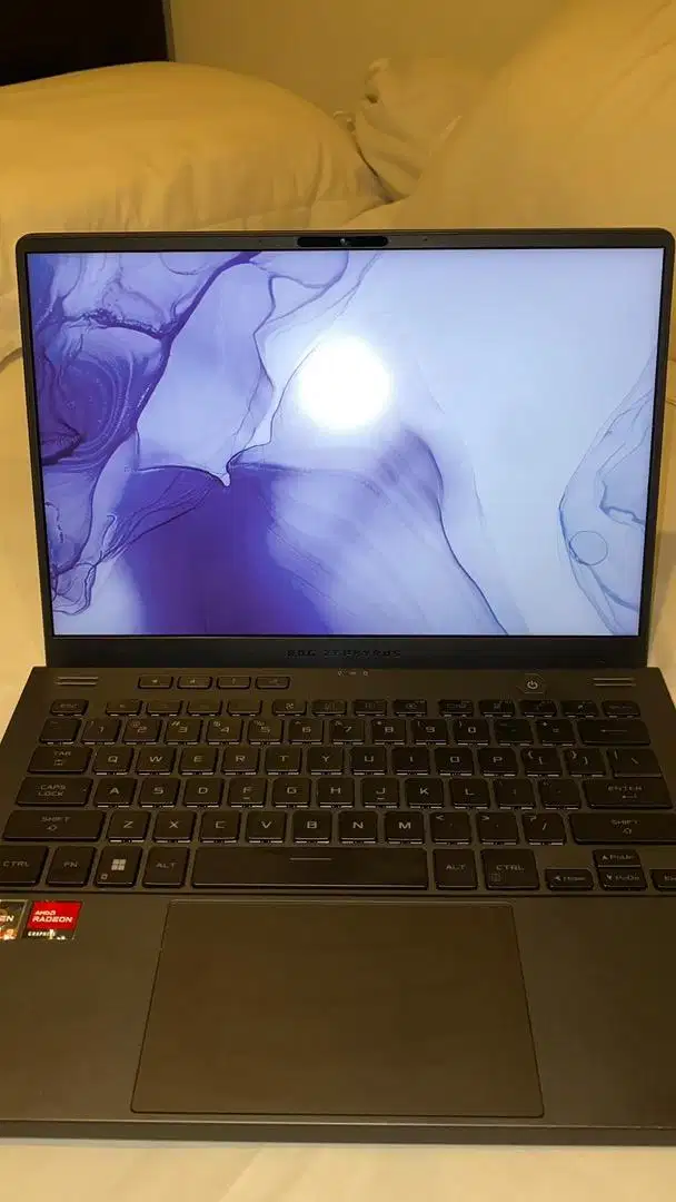 Laptop ROG Zephyrus G14 Ryzen 6900HS RAM 32gb
