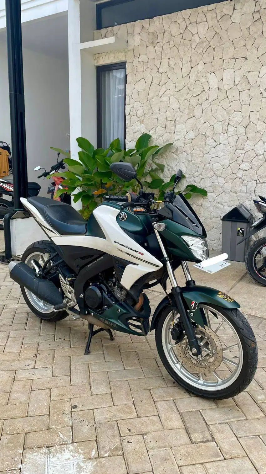VIXION R SURAT-SURAT LENGKAP