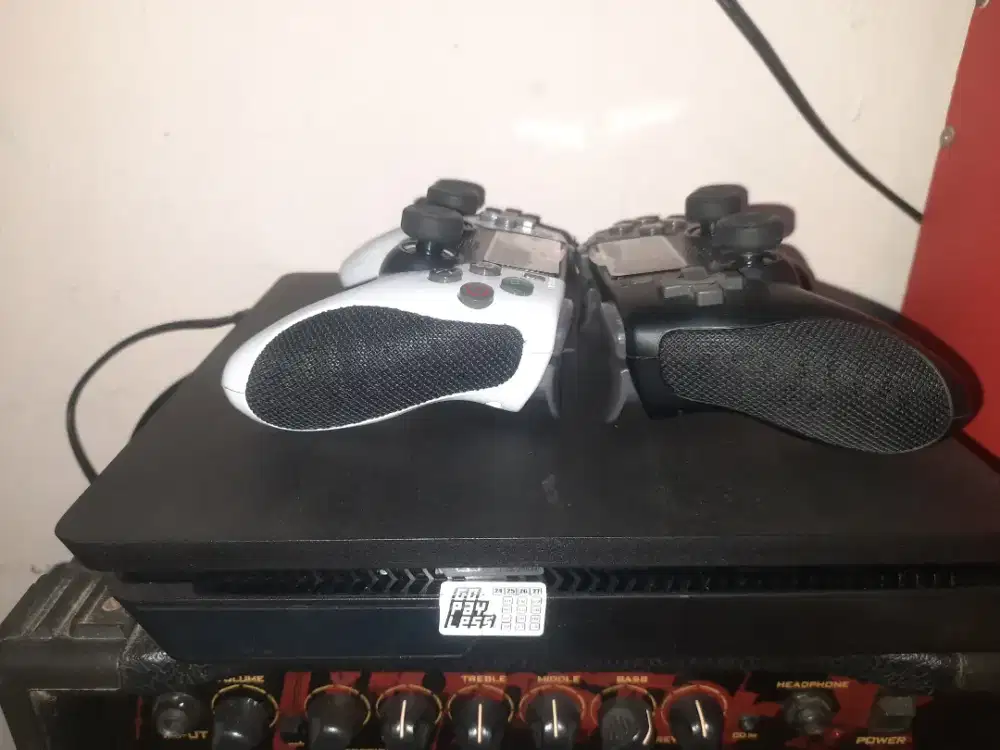 Play Station 4 ( PS4 ) 1tb