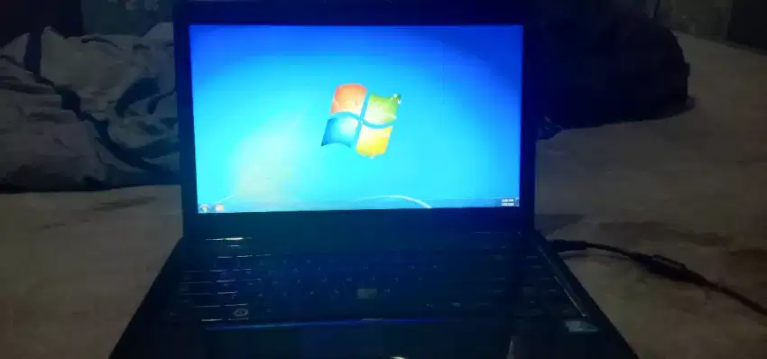 Leptop toshiba core i3