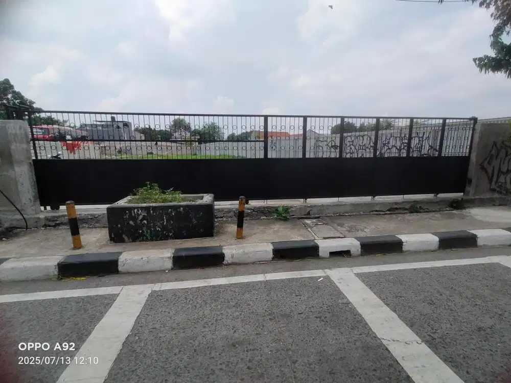 JUAL TANAH DAERAH LENTENG AGUNG SAMPING JALAN RAYA