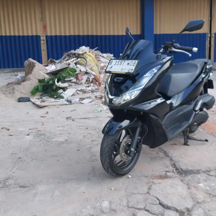 Honda pcx 160 cbs 2023 dp 1juta