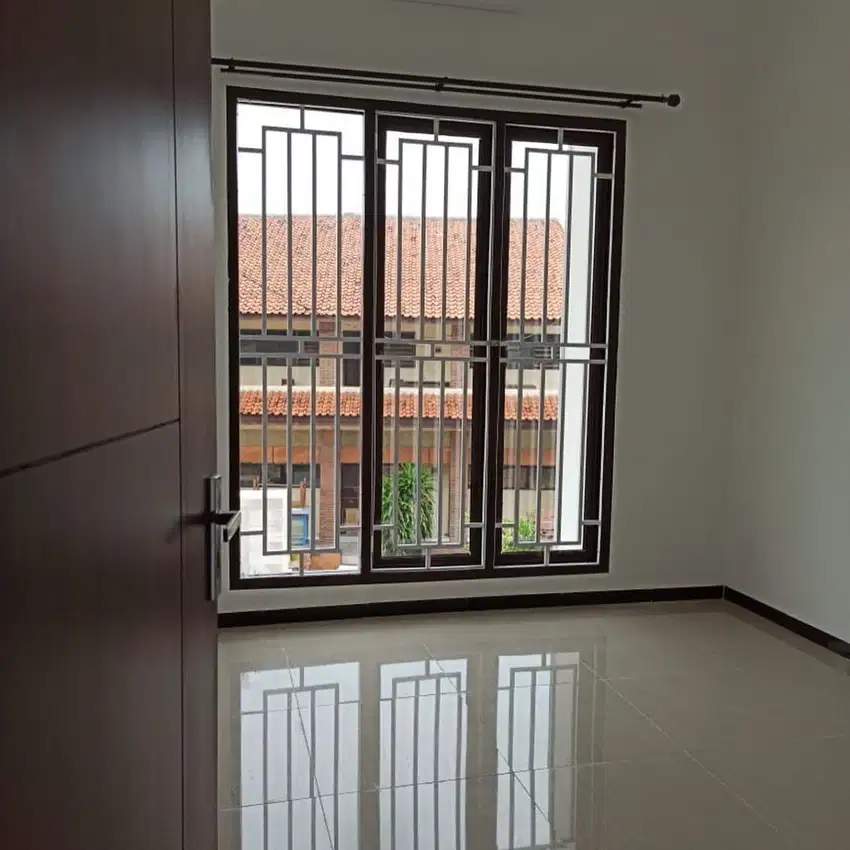 Investasi Cerdas: Rumah 2 Lantai, Free Biaya dan Desain