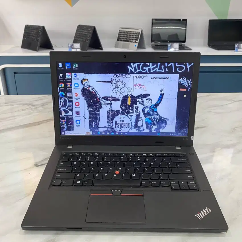 [L22] Laptop Dual Vga i7 gen 7 8gb 256gb 14inch siap pakai garansi