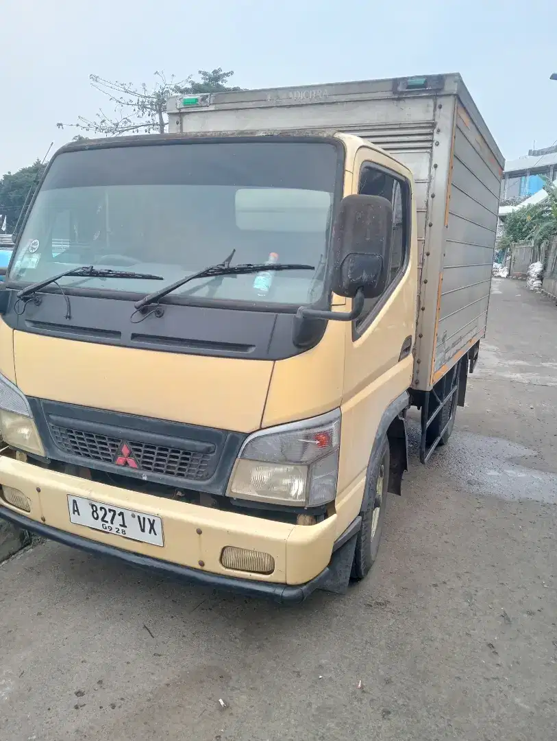Mitsubishi Colt Diesel Box 2008 canter Box engkel