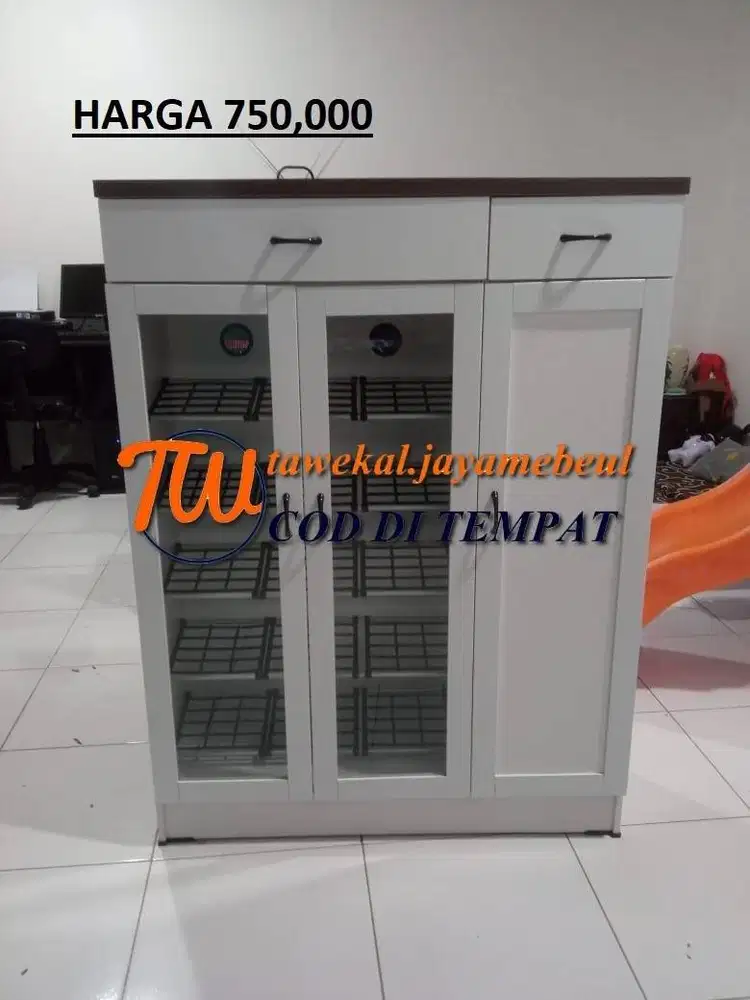 RAK SEPATU MINIMALIS LEMARI SEPATU SERBAGUNA RAK HELM SIAP ANTAR