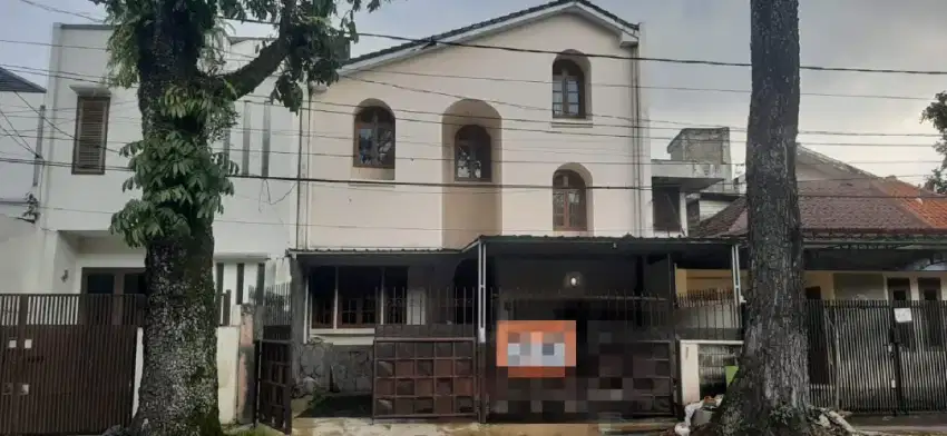 JUAL RUMAH SIAP HUNI SAYAP BURANGRANG GATOT SUBROTO