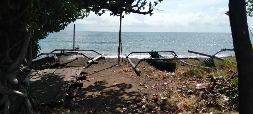 FOR SALE: RARE & PREMIUM BEACHFRONT LAND — PEMUTERAN, BULELENG, BALI