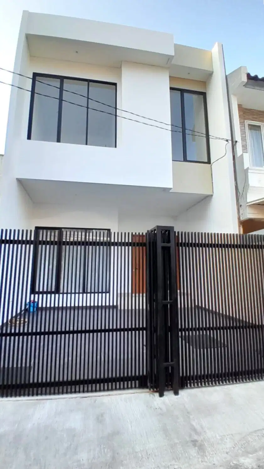 Rumah 2lt 6x17 102m type 4KT Kelapa Gading Jakarta Utara