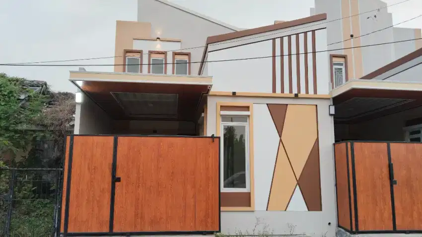 Dijual Rumah Bagus Mezzanin di Citra Indah City
