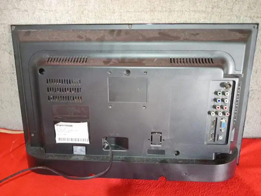 Dijual TV LED 24 Kondisi mulus, semua normal silahkan lokasi melong