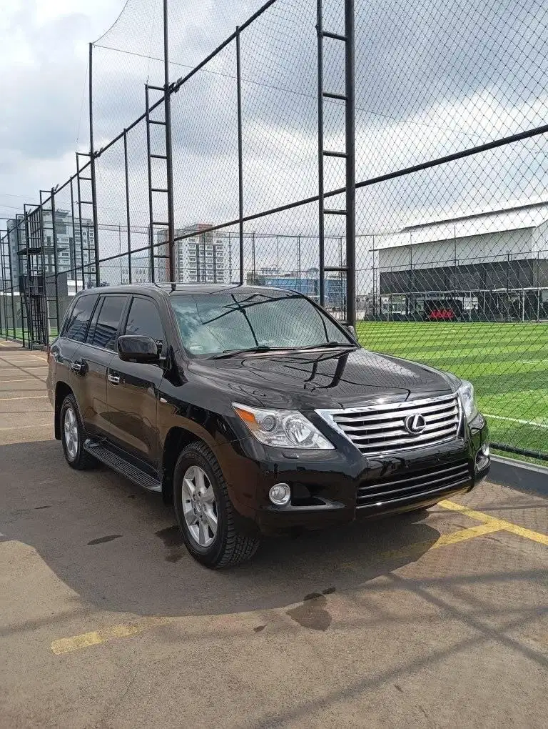 Lexus Lx570 2011
