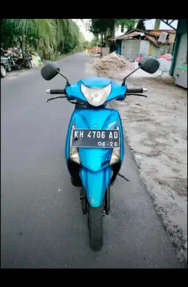 Suzuki Spin Tahun 2011