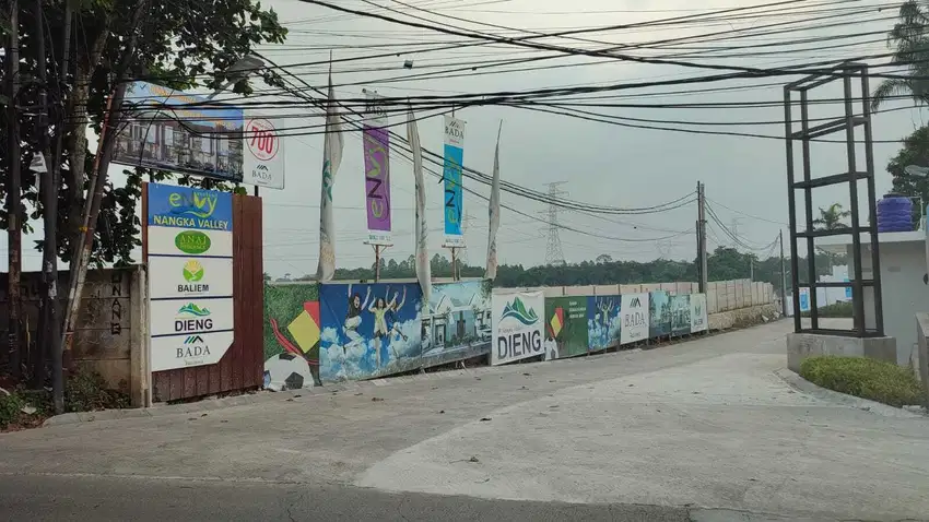 DIJUAL CEPAT MURAH TANAH DALAM CLUSTER PINGGIR JALAN SAWANGAN DEPOK