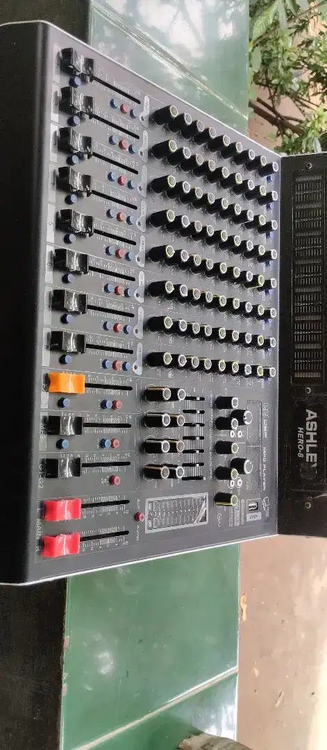 Mixer ashley hero 8